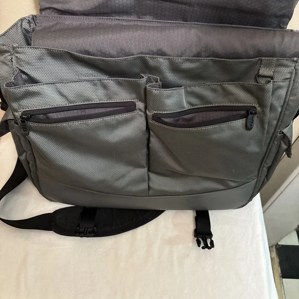 TUMI 506PW Pewter Ballistic Nylon 18